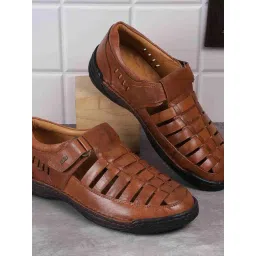 Mochi Tan Fisherman Sandals-picture-12