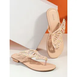 Mochi Textured Leather Block Heel Sandals-picture-20