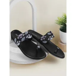 Mochi Women Printed Ballerinas with Embroidered Flats-picture-38