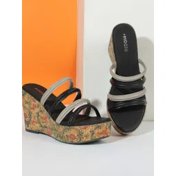 Mochi Women Printed Wedge Sandals-picture-41
