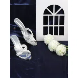 Mochi Women Silver Cross Strap Sandals-picture-47