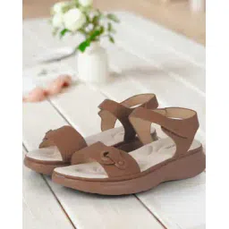 mochi Women Sling-back Sandals with Synthetic upper-picture-18