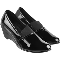 mochi Women Wedges Sandal-picture-25