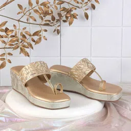 mochi Women Wedges Sandal-picture-22