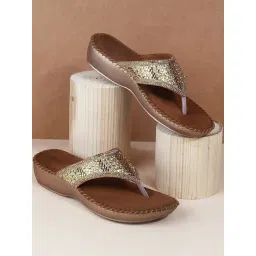 Mochi Women's Antique Gold Thong Wedges-picture-47