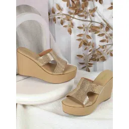 Mochi Women's Beige Casual Wedges-picture-32