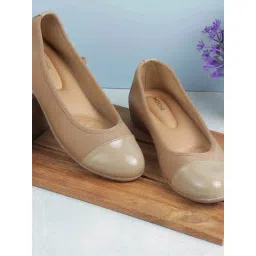 Mochi Women's Beige Flat Ballets-picture-13