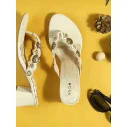 Mochi Women's Beige Thong Sandals-picture-28