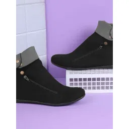 Mochi Women's Black Snow Boots-picture-12