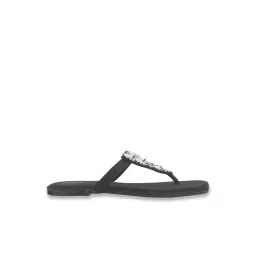 Mochi Women's Black T-Strap Sandals image 3
