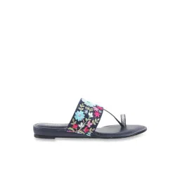 Mochi Women's Blue Toe Ring Sandals-picture-18