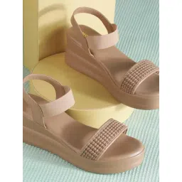 Mochi Women's Brown Sling Back Sandals-picture-20