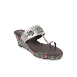 Mochi Women's Gun Metal Toe Ring Wedges-picture-37