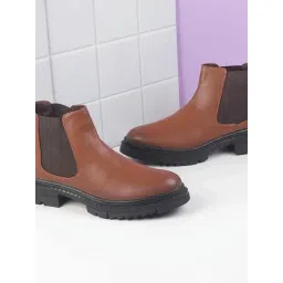 Mochi Women's Tan Chelsea Boots-picture-27