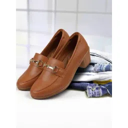 Mochi Women's Tan Loafers-picture-20
