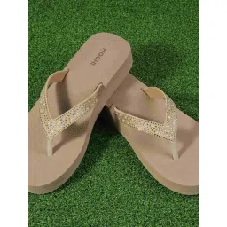 Mochi Women's Thong Casual Sandals-picture-27