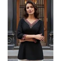 Moda Rapido Embroidered Ethnic Top image 4