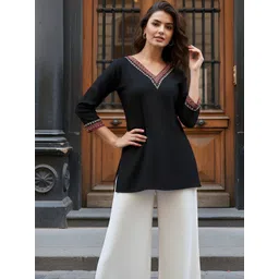 Moda Rapido Embroidered Ethnic Top image 3