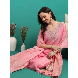 moda rapido NEW ETHNIC 4 YOU Women Floral Embroidered Regular Kurti with Trousers & With Dupatta-picture-19