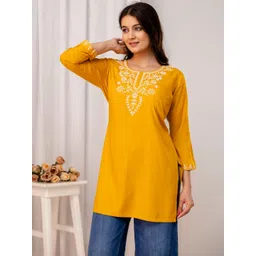 Moda Rapido omen Embroidered Ethnic Top-picture-31