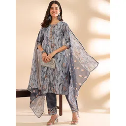 Moda Rapido Women Printed Regular Kurta with Trousers & With Dupatta-picture-23