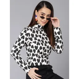 Moda Rapido Women Printed Turtle Neck Monochrome Pockets Slim Fit T-shirt-picture-17