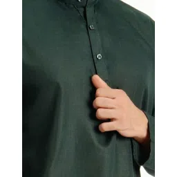 MODERN MUGHALS Men Thread Work Kurta image 2