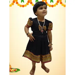 Mom and Me Black Cotton Dresses-picture-26