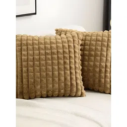 MONKDECOR Brown 2 Pieces Checked Velvet Square Cushion Covers-picture-13