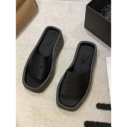 MONRSH Stiletto with-picture-20