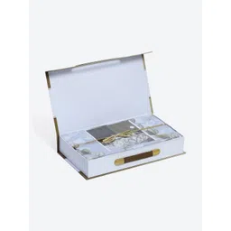 Monte Carlo White & Olive Green Printed Cotton 110TC Queen Bedsheet Set 2.24 m x 2.54 m image 2