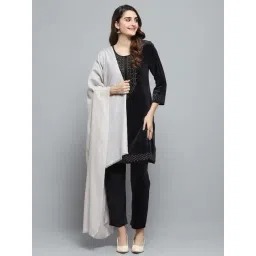 Monte Carlo Women's Peach Solid Shawl-picture-20