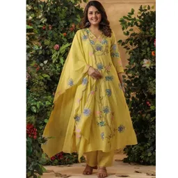 Morang Women Floral Embroidered Panelled Thread Work Kurta with Palazzos & With Dupatta-picture-29