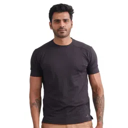 Mountmiller Black Regular Fitt-Shirt-picture-44