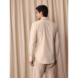 Mr Bowerbird Men Solid Tailored Fit Casual Shirt image 3