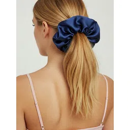 Mueras Women Oversized Scrunchie-picture-41