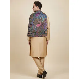 MUFFLY Men Woven Design Stole image 3