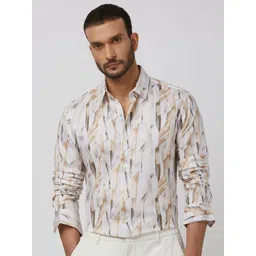 Mufti Men Spread Collar Abstract Printed Cotton Slim Fit Casual Shirt-picture-39