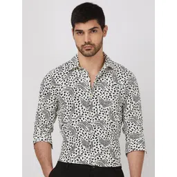 Mufti Men Spread Collar Abstract Printed Slim Fit Casual Shirt-picture-36