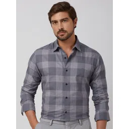 Mufti Men Spread Collar Checked Cotton Slim Fit Casual Shirt-picture-30