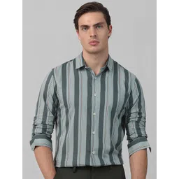 Mufti Men Spread Collar Vertical Striped Cotton Slim Fit Casual Shirt image 1