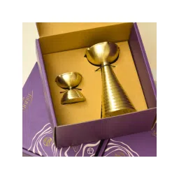 Muun Home Brass Diya Pair Gift Set-Gold-picture-18