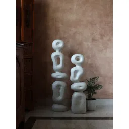 Muun Home Off-White Fiber-Glass Ren Sculpture (Large)-picture-34