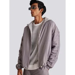 Muvazo Insulator Reversible Hooded Cotton Bomber Jacket-picture-16