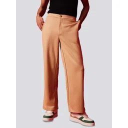 Muvazo Men Mid-Rise Suede Trousers-picture-14