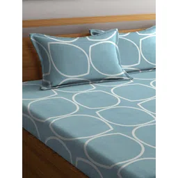 Myntra Elegant Homes Blue & White Geometric Printed 300 TC King Bedsheet Set 2.50 x 2.20 m image 4