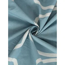 Myntra Elegant Homes Blue & White Geometric Printed 300 TC King Bedsheet Set 2.50 x 2.20 m image 2