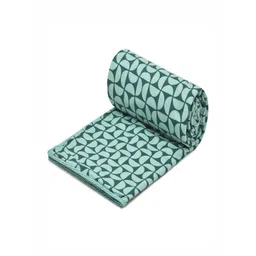 Myntra Elegant Homes White & Green Geometric Microfiber AC Room 150 GSM Double Bed Dohar image 2