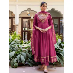 Navlik Women Floral Embroidered Kurta with Trouser & Dupatta-picture-21