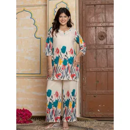 NAVYAAZRI Floral Printed Round Neck Tunic With Trousers-picture-13